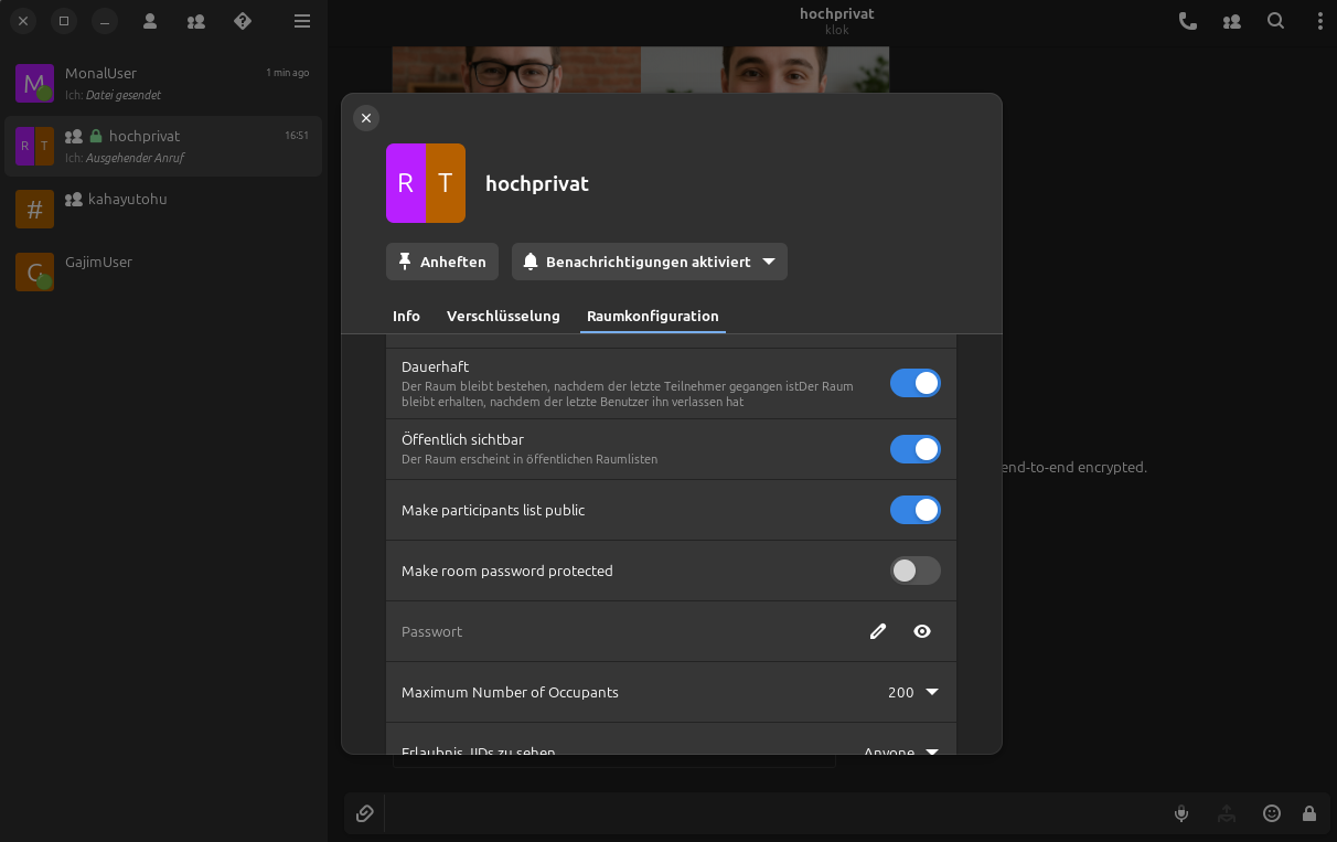 DinoX private multi-user chat room with encryption indicator